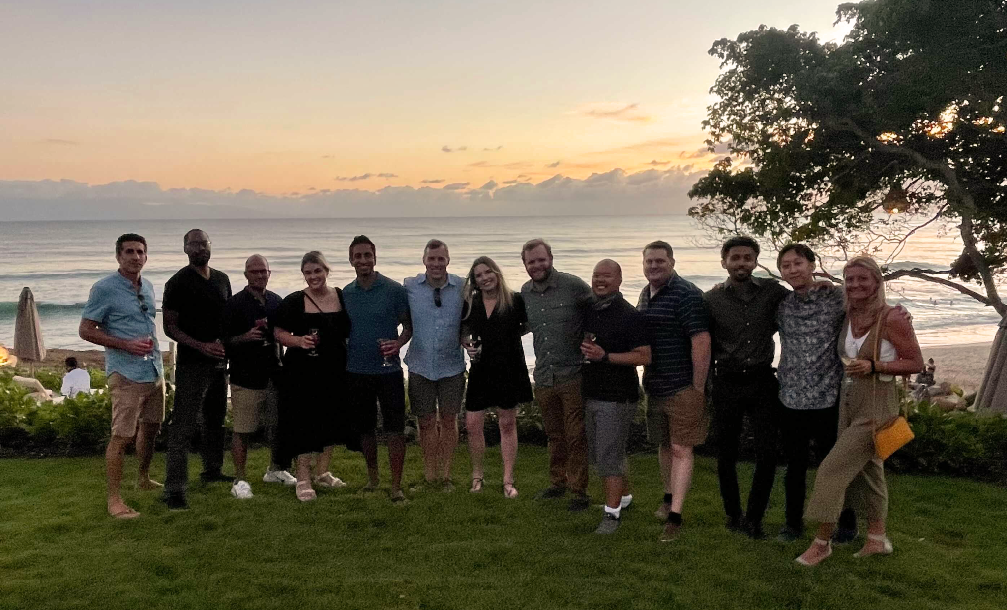 Picture of the Retina team on the beach at sunset